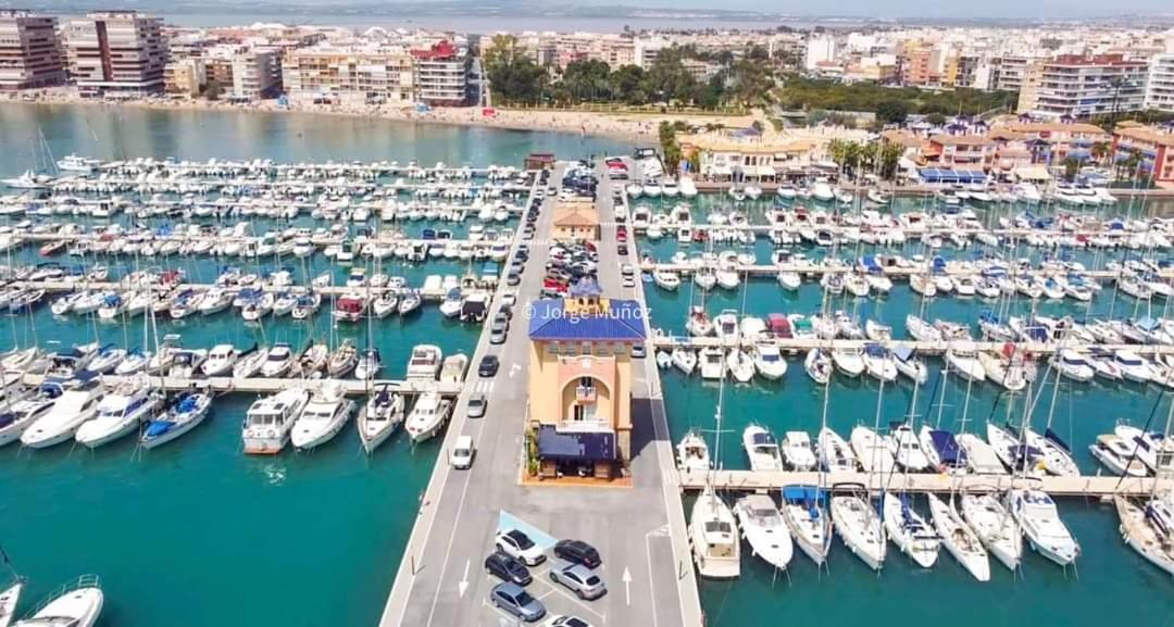 Apartamento Sol Y Playa Lejlighed Torrevieja Eksteriør billede