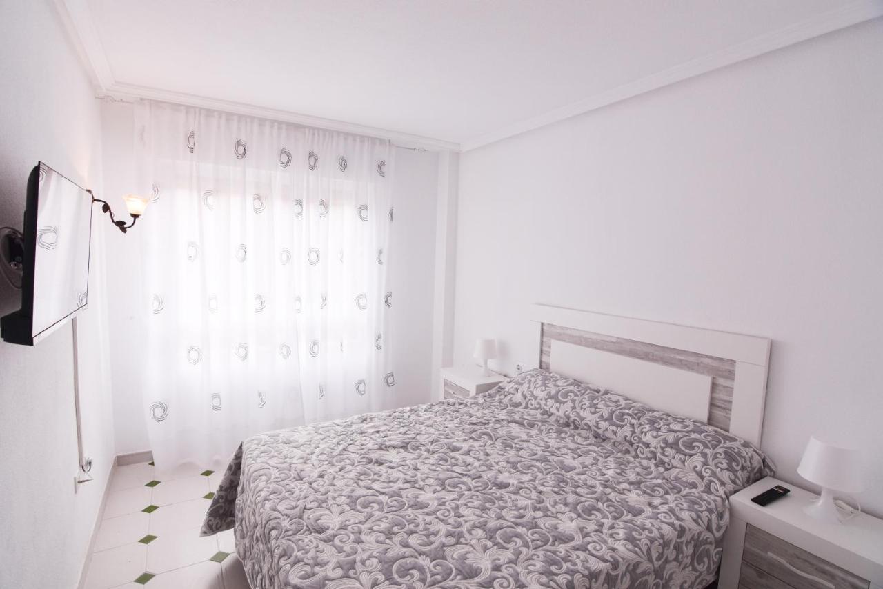 Apartamento Sol Y Playa Lejlighed Torrevieja Eksteriør billede