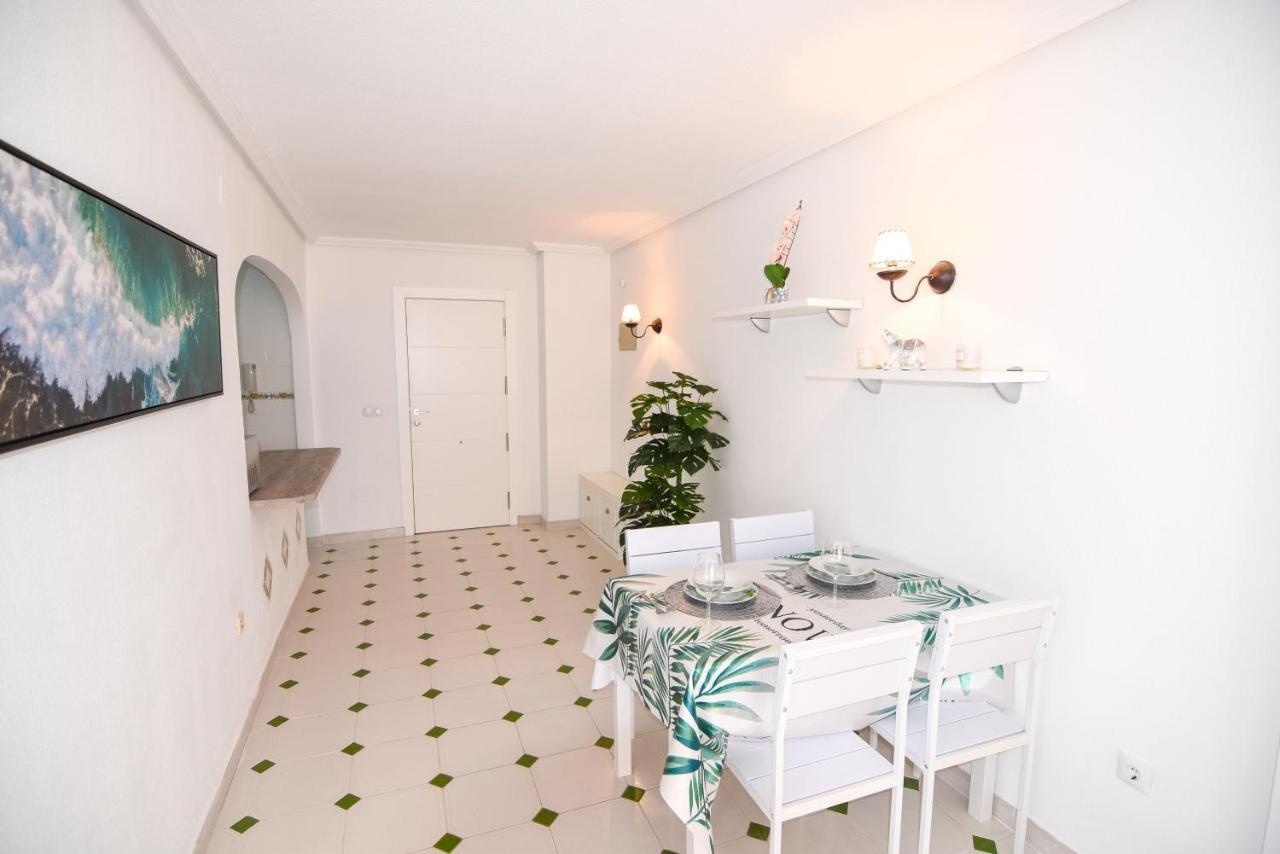 Apartamento Sol Y Playa Lejlighed Torrevieja Eksteriør billede