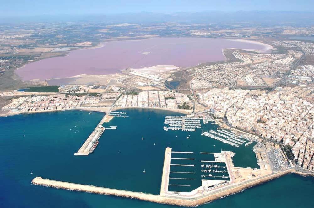 Apartamento Sol Y Playa Lejlighed Torrevieja Eksteriør billede